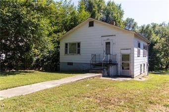 1024 Mound Street — photo 2