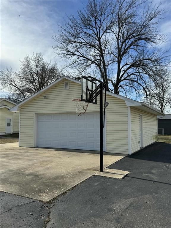 502 W Magnolia Street — photo 22