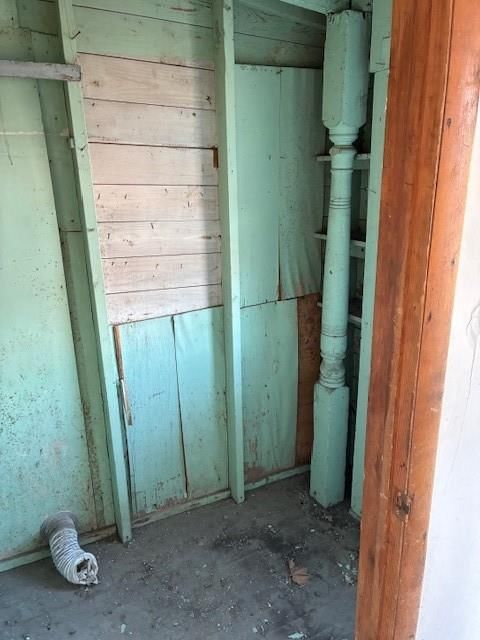 1013 Commercial Street — photo 9