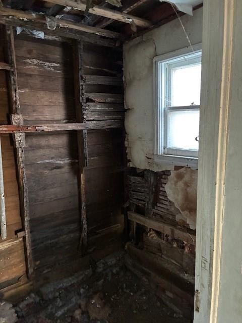 1013 Commercial Street — photo 15