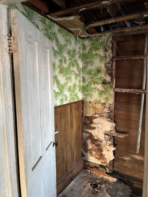 1013 Commercial Street — photo 16