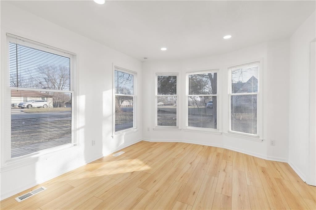 7014 N Brookside Road — photo 11