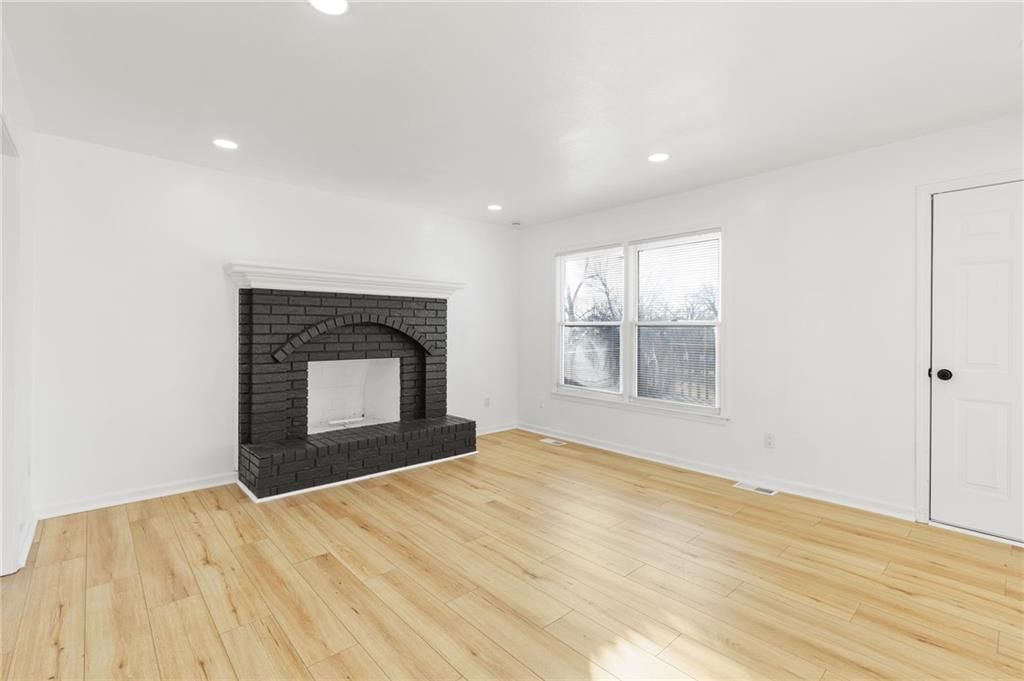 7014 N Brookside Road — photo 14