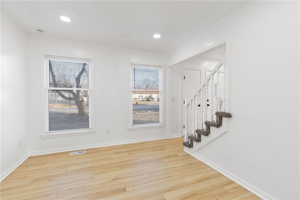 7014 N Brookside Road — photo 18