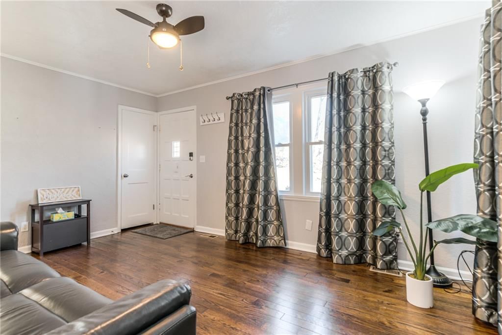 9405 E 68th Terrace — photo 5