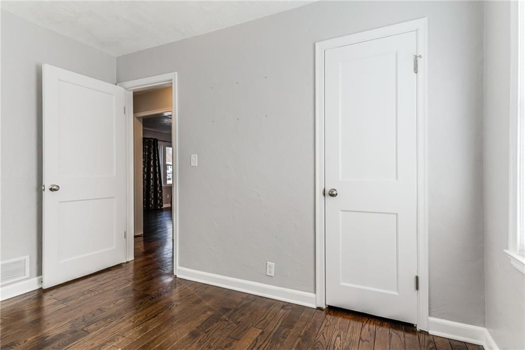 9405 E 68th Terrace — photo 18