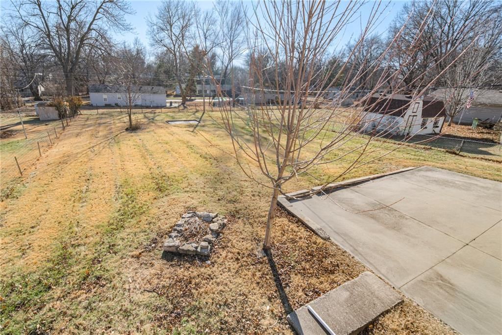 9405 E 68th Terrace — photo 30