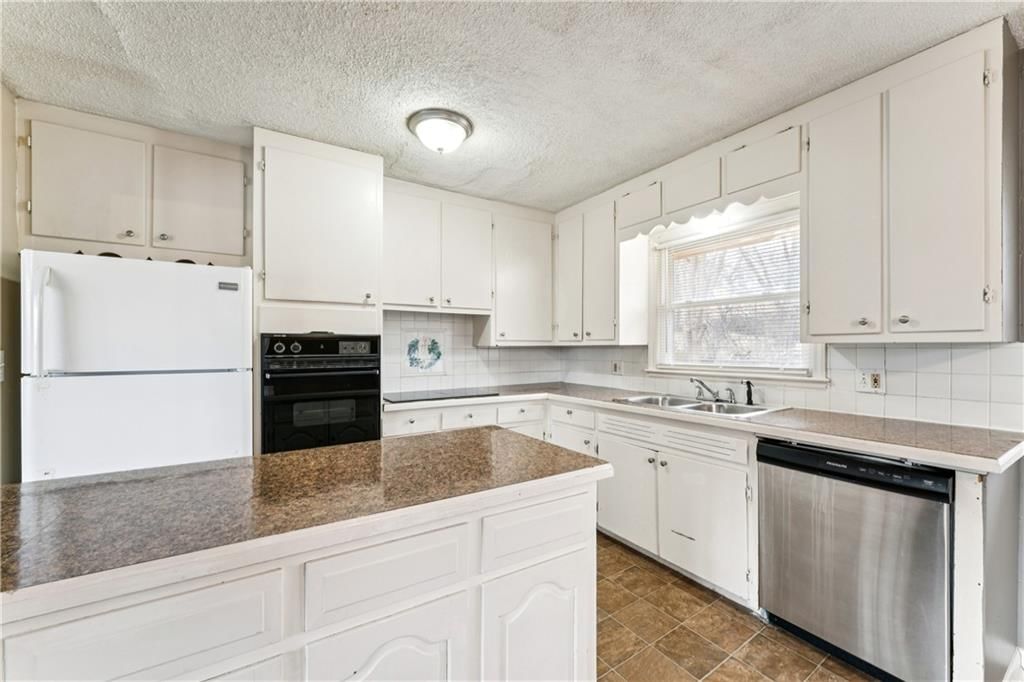 5904 E 103rd Street — photo 11