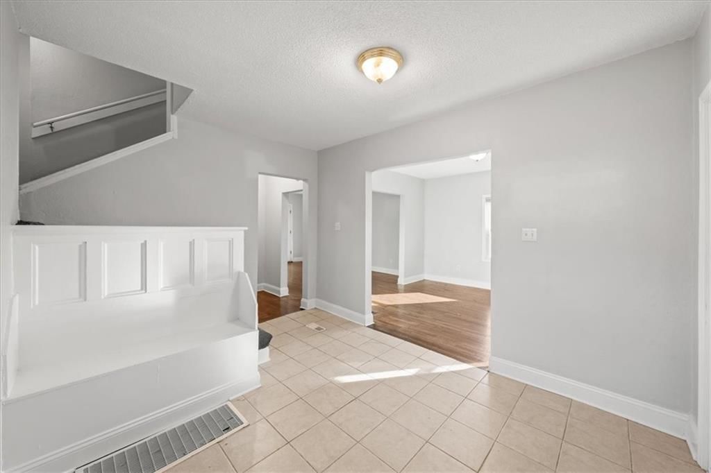 5829 Virginia Avenue — photo 7