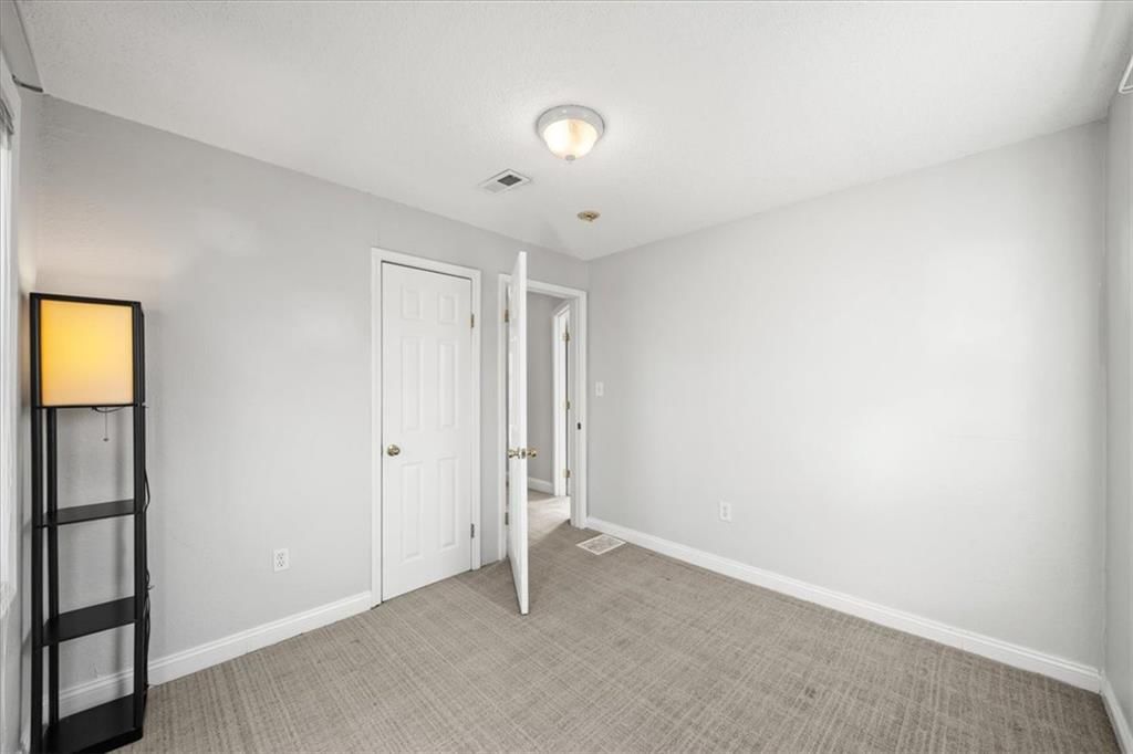 5829 Virginia Avenue — photo 24