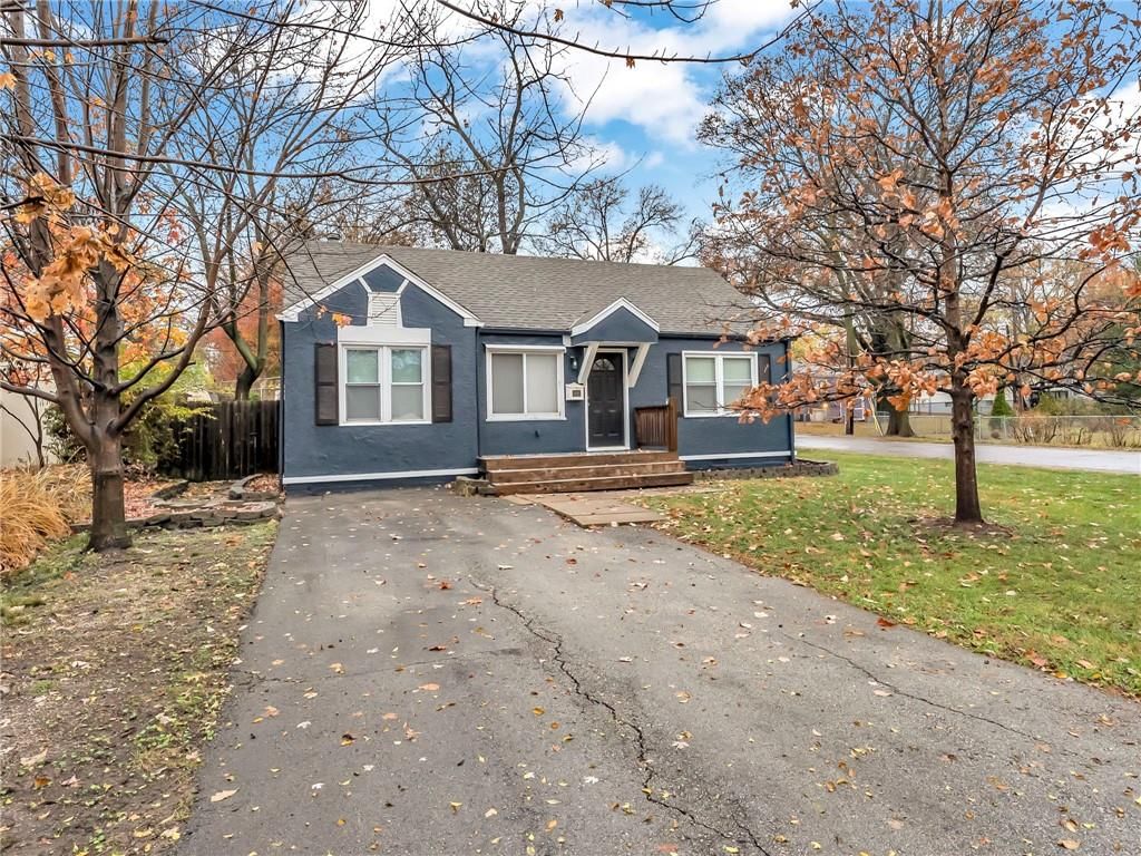 5700 Walmer Street — photo 2