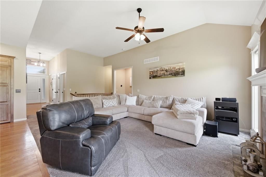 201 S Marimack Drive — photo 10