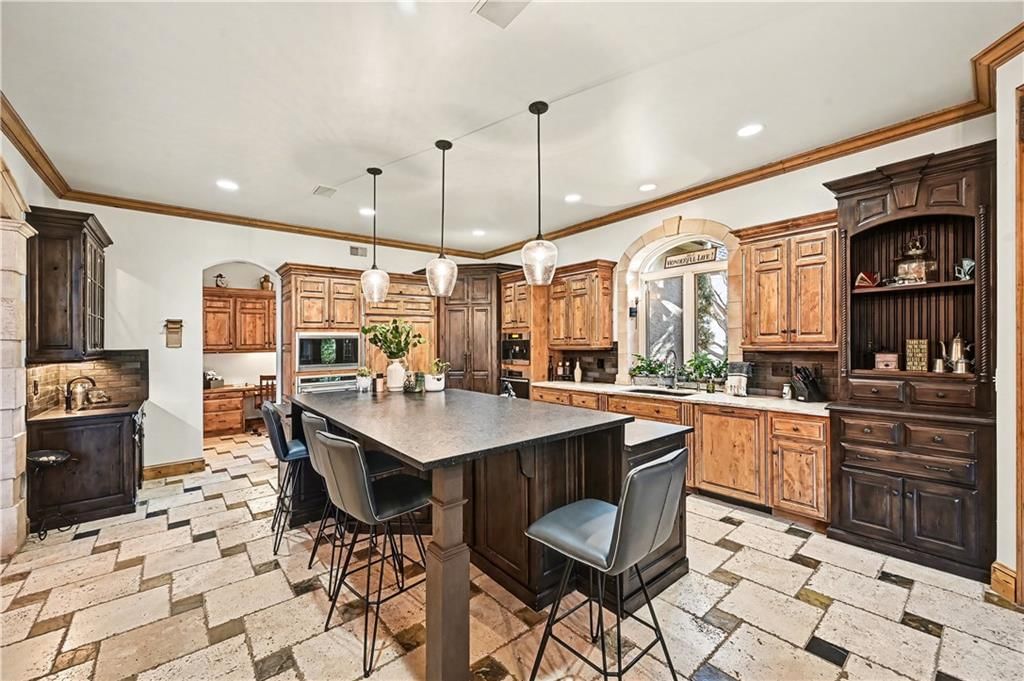 14606 Briar Street — photo 17