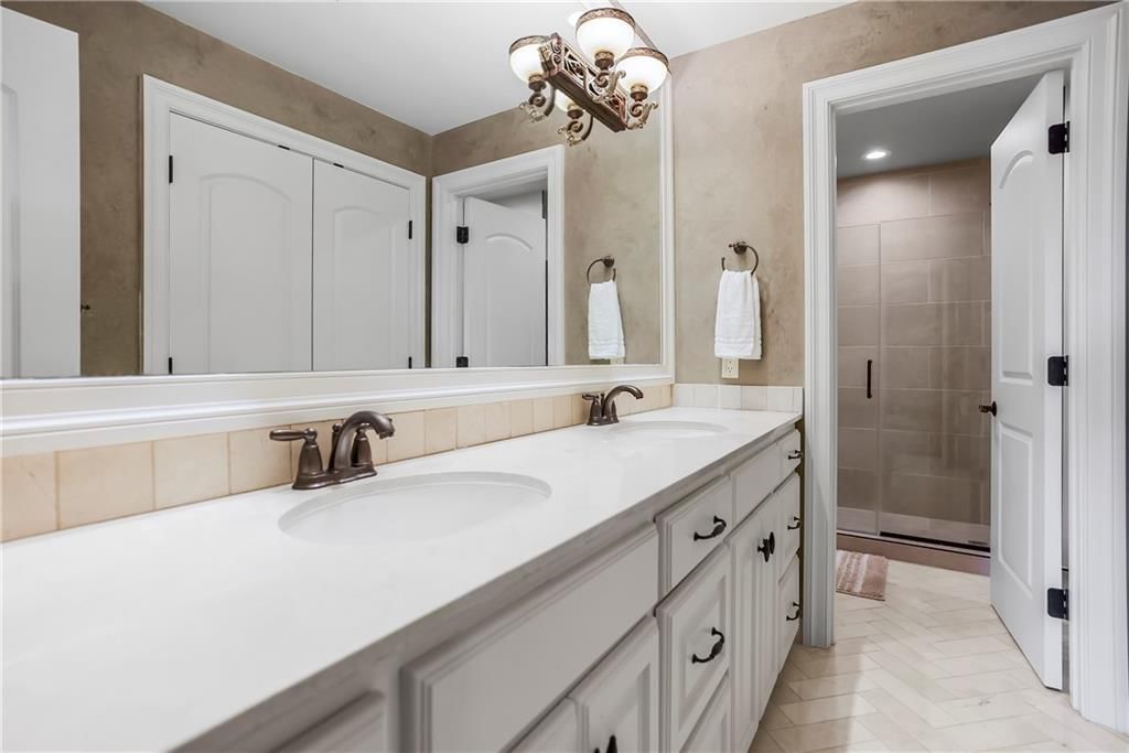 27596 W Highland Circle — photo 54