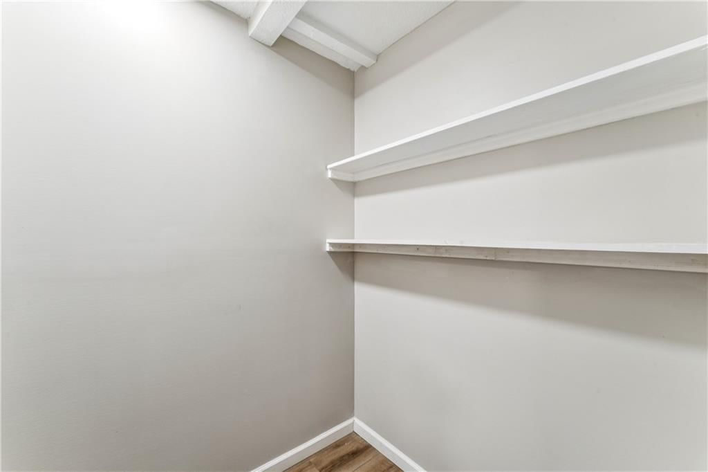 453 W 1st Street — photo 15