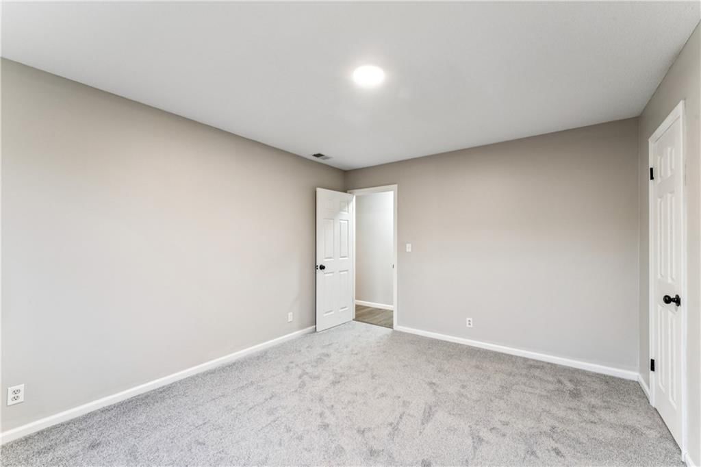 453 W 1st Street — photo 19