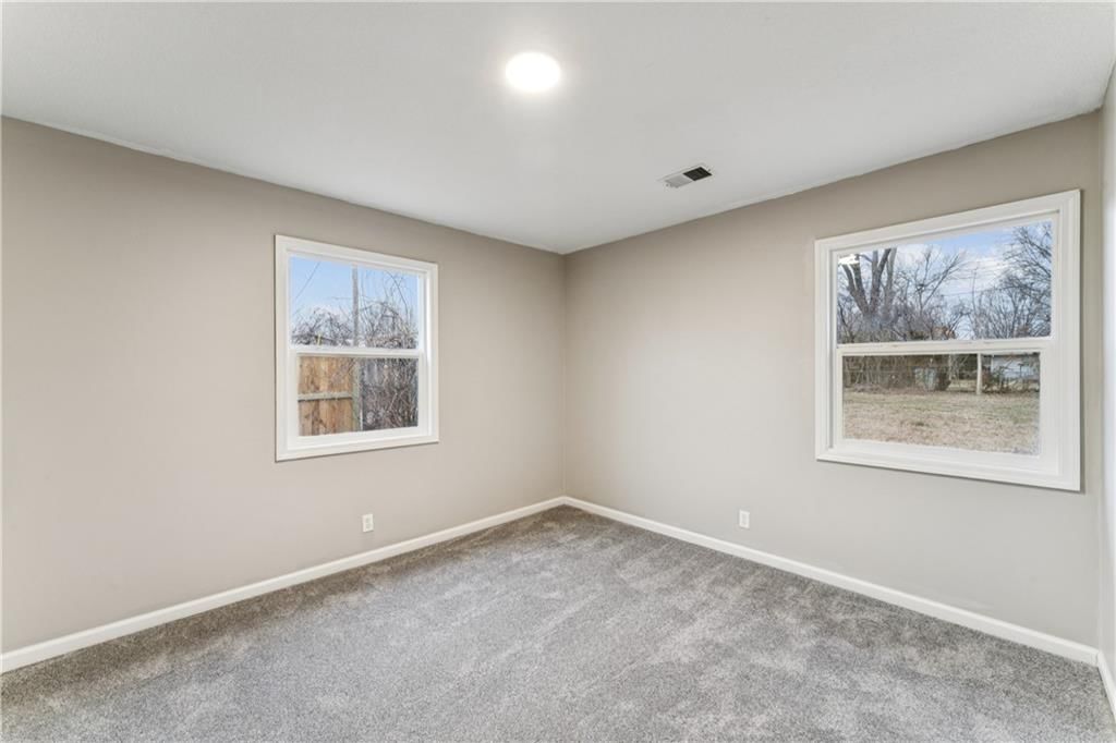 453 W 1st Street — photo 31