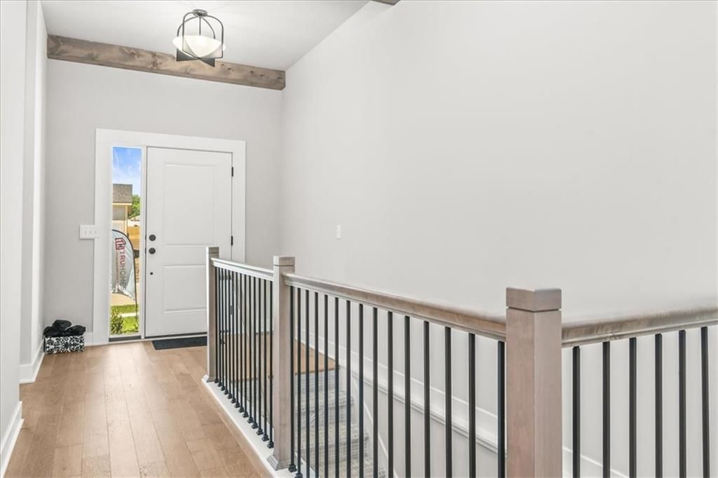 4304 SE Adams Drive — photo 4