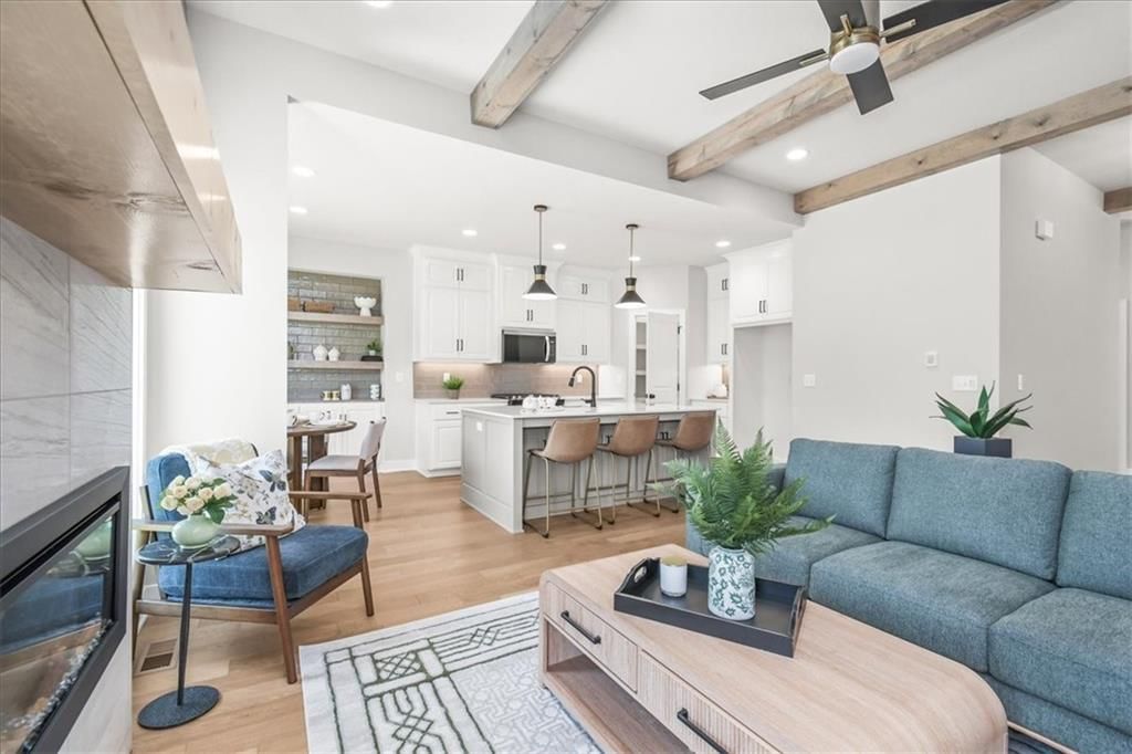 4304 SE Adams Drive — photo 8