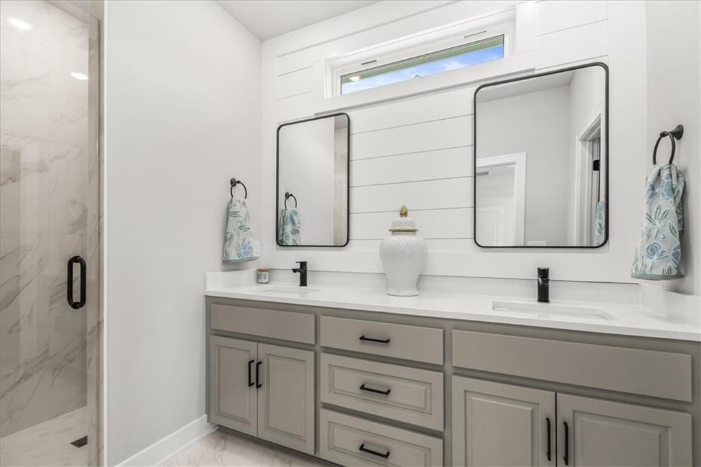 4304 SE Adams Drive — photo 18