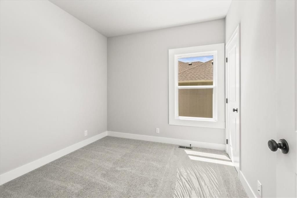 4304 SE Adams Drive — photo 22