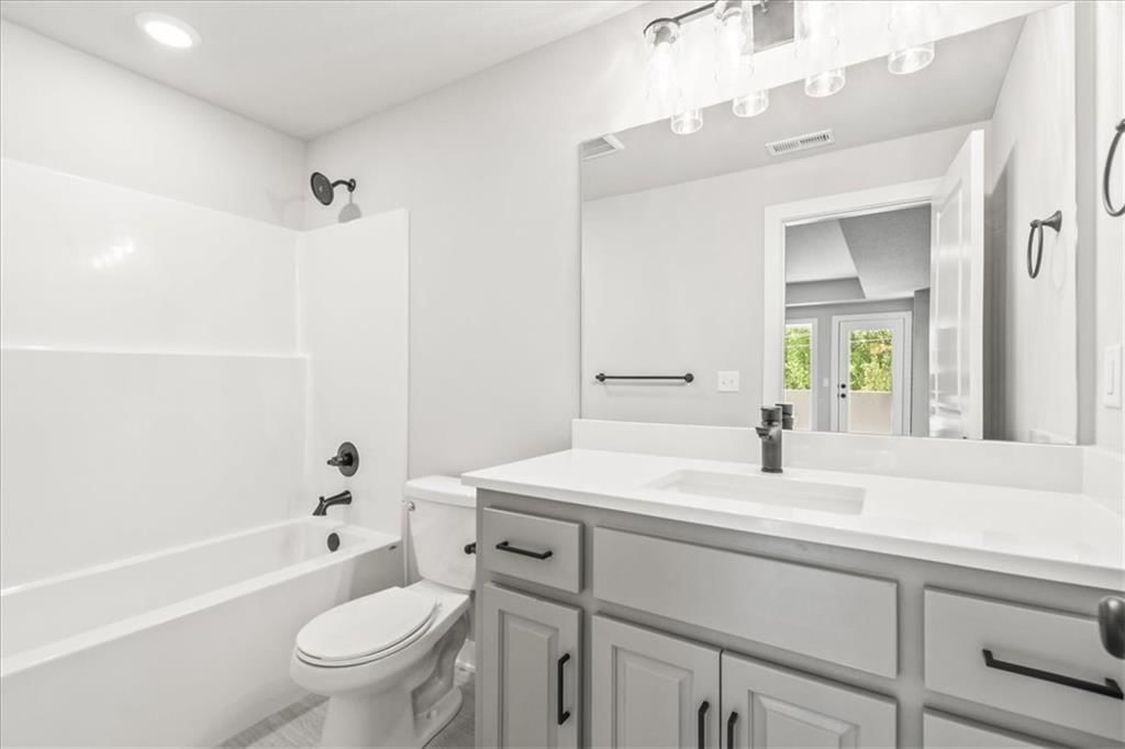 4304 SE Adams Drive — photo 26