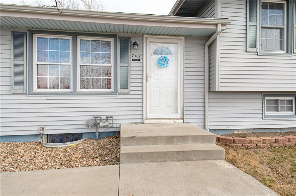 7307 NW Winter Avenue — photo 3
