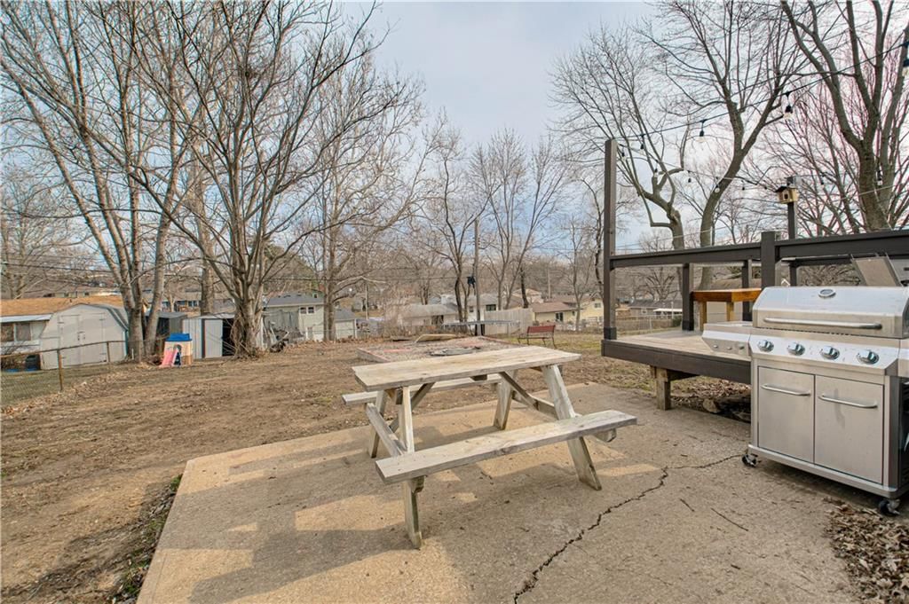 7307 NW Winter Avenue — photo 30