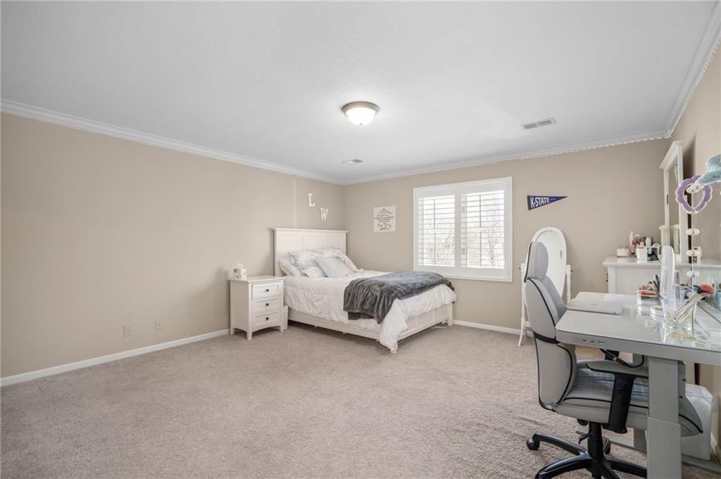 8920 Pine Street — photo 40