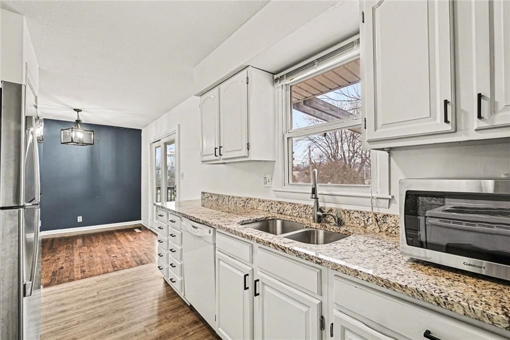 10725 N McGee Street — photo 6