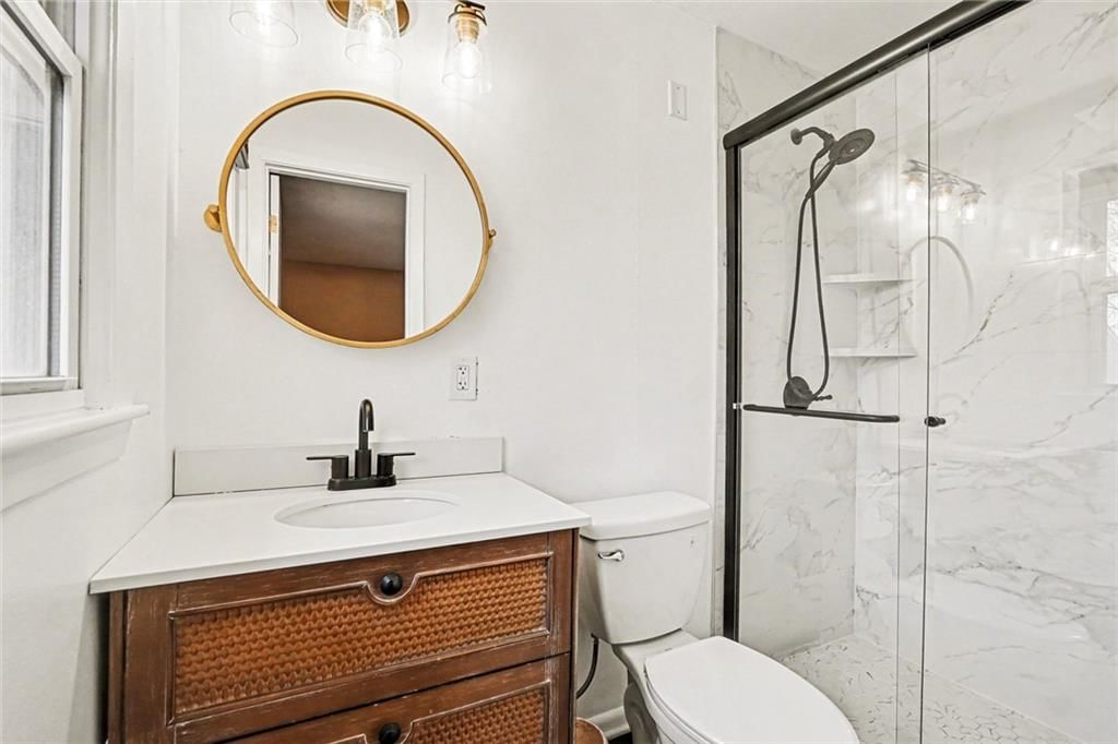 10725 N McGee Street — photo 13