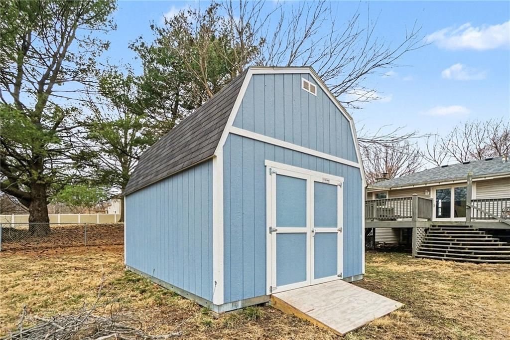 10725 N McGee Street — photo 24