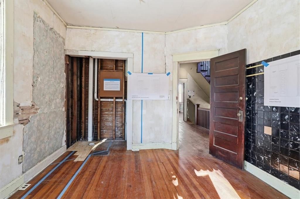 3846 Charlotte Street — photo 24