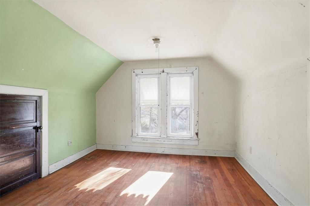 3846 Charlotte Street — photo 29