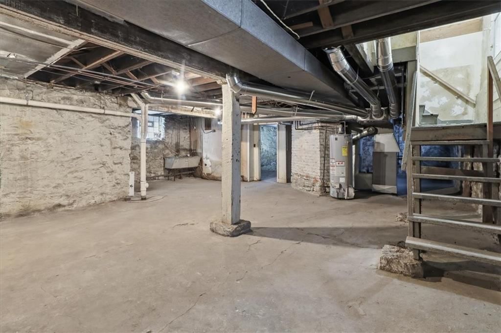3846 Charlotte Street — photo 38