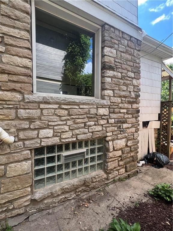 3846 Charlotte Street — photo 44