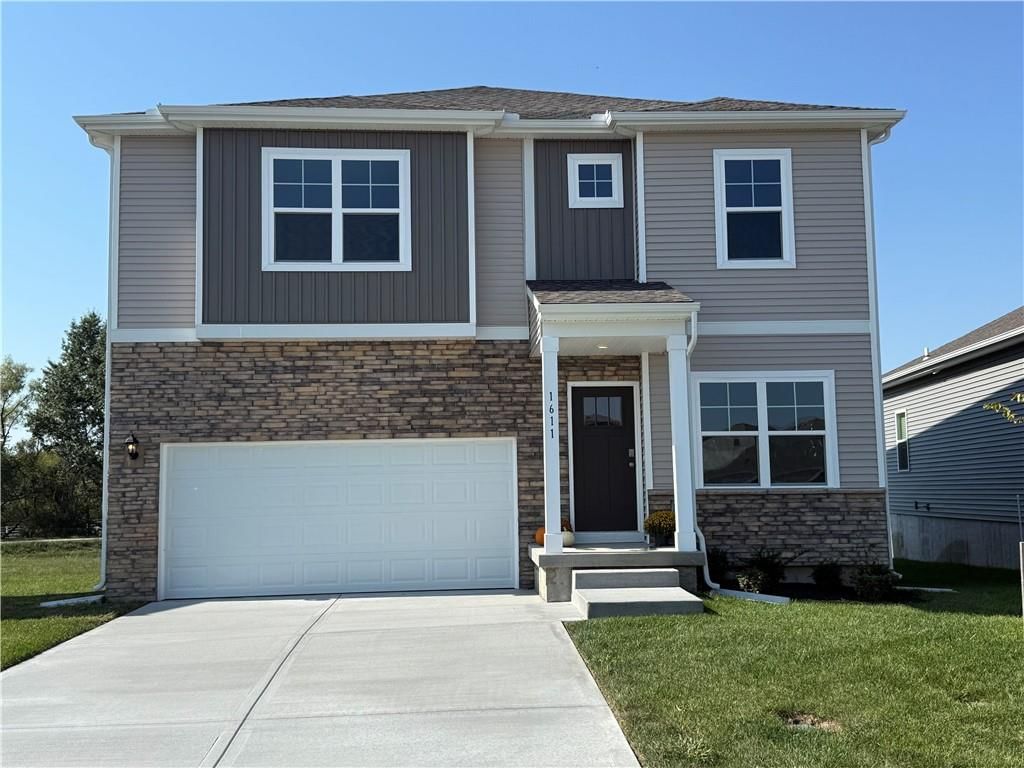 709 Fallen Leaf Drive — photo 2