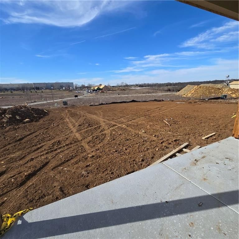 8218 Aurora Street — photo 10