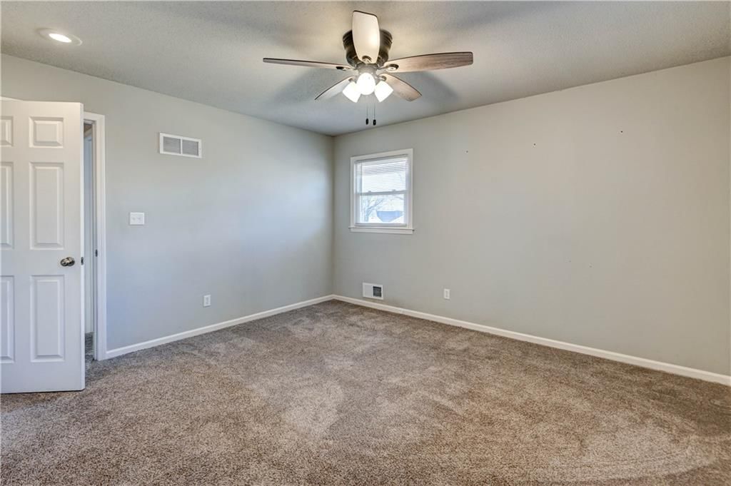 11104 E 83rd Terrace — photo 13