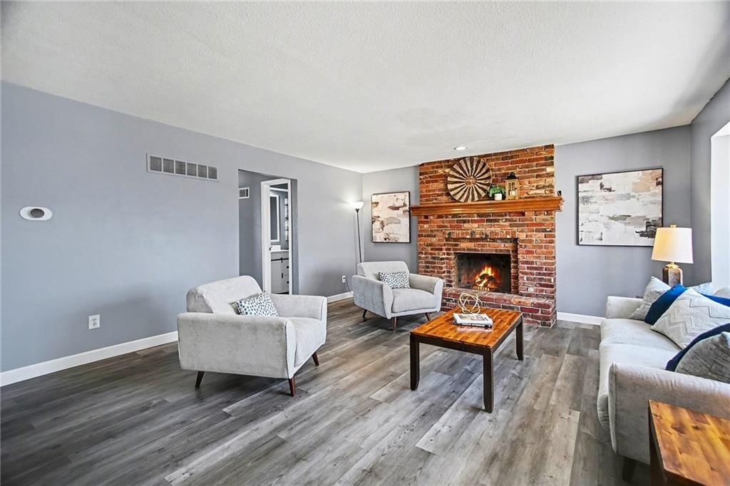 1201 NW Burr Oak Court — photo 9