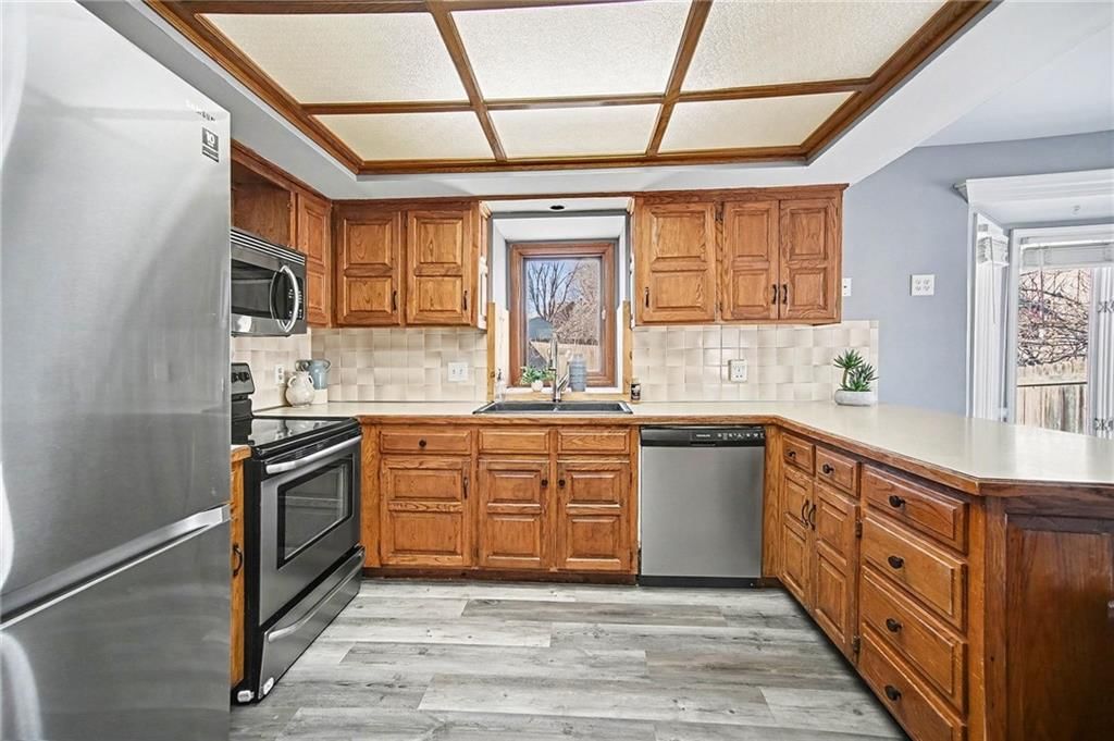 1201 NW Burr Oak Court — photo 13