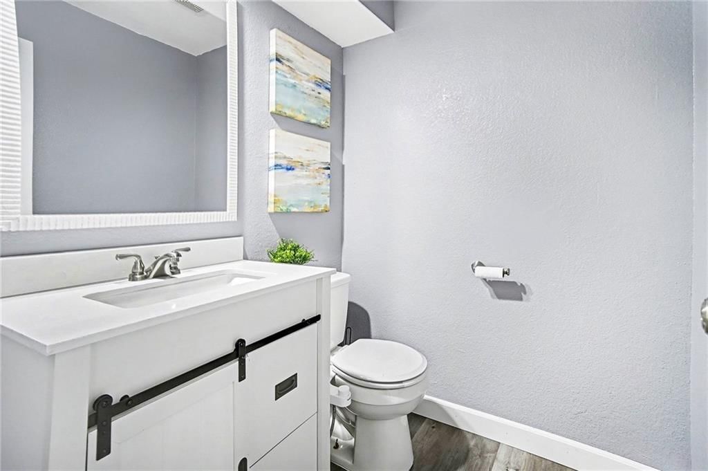 1201 NW Burr Oak Court — photo 16