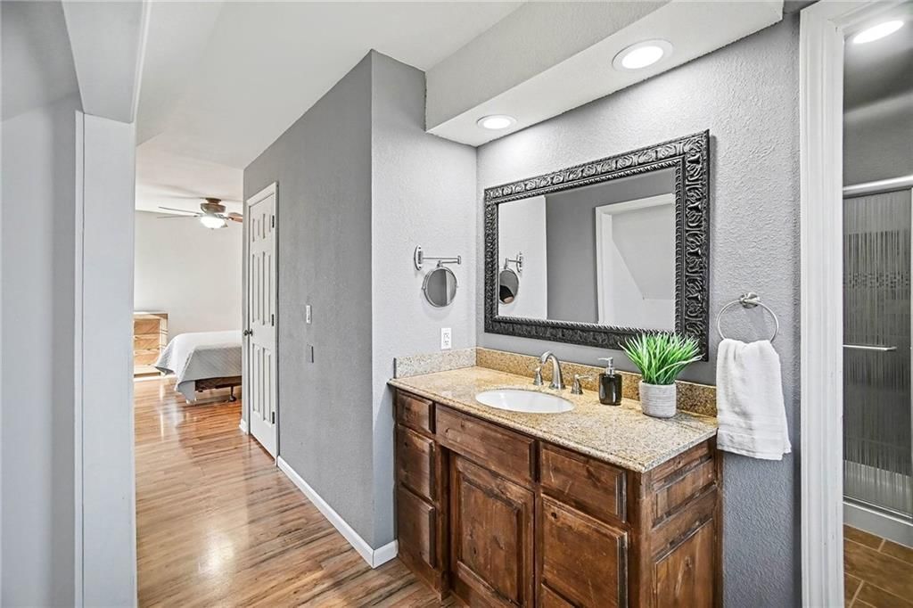 1201 NW Burr Oak Court — photo 24