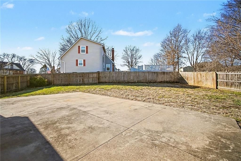 1201 NW Burr Oak Court — photo 28