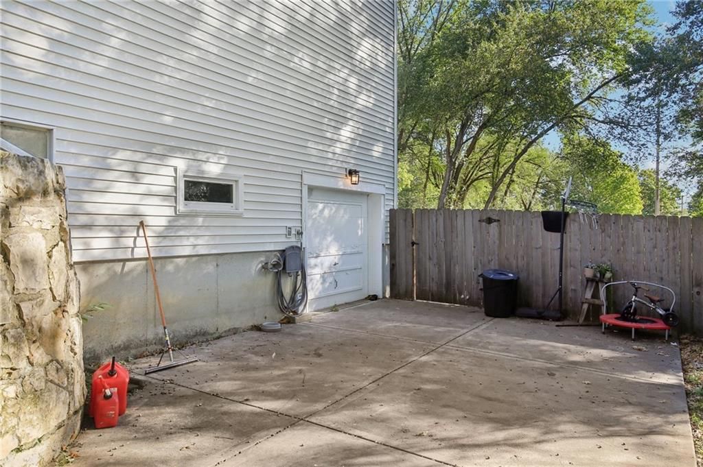 3225 Meadow Road — photo 41