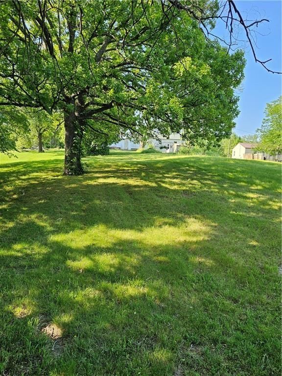 30720 W 83rd Street — photo 3