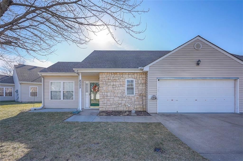 8325 Waverly Avenue, Kansas City, KS
