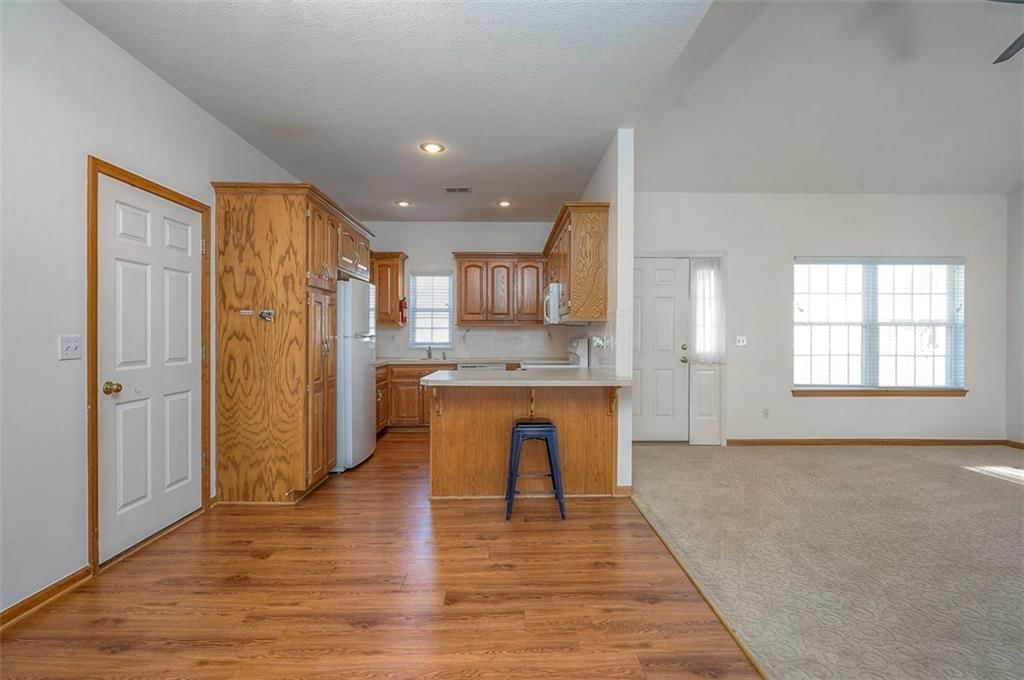 8325 Waverly Avenue — photo 11