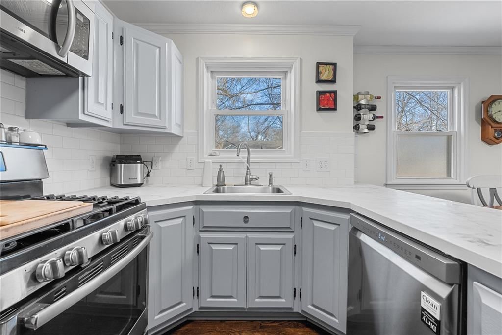 5526 Linden Street — photo 6