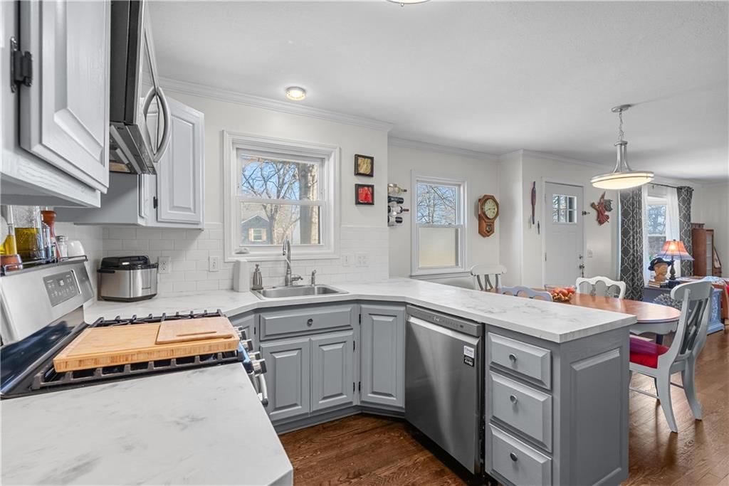 5526 Linden Street — photo 7